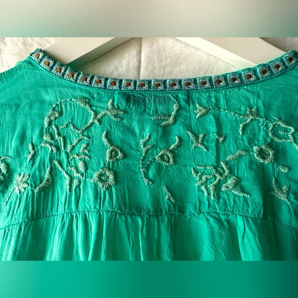 💚💙Gorgeous Johnny Was Aqua Green Blouse! - Picture 5 of 13